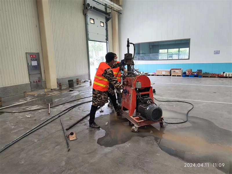 薛城厂房地面下沉塌陷注浆加固施工